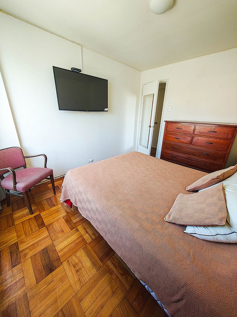 Peru Av. steps from the beach  2BR near the Casino