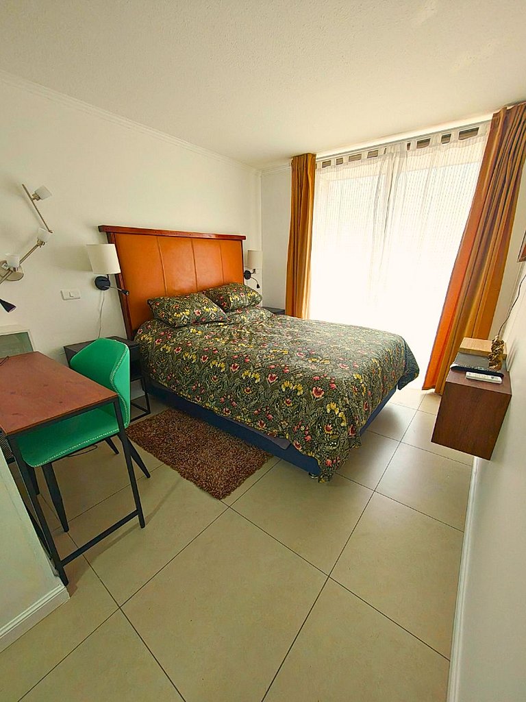Apartamento Providencia 2D/2B com Piscina e Estacionamento
